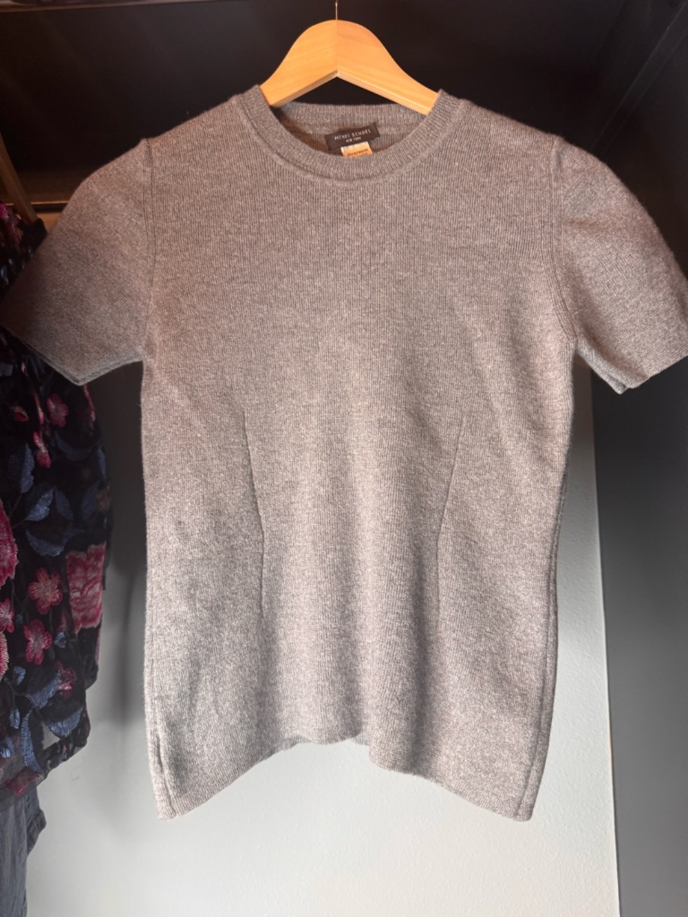 VINTAGE Henri Bendel 100% Ultra Fine Merino Wool Short Sleeve Knit Sweater 🌚